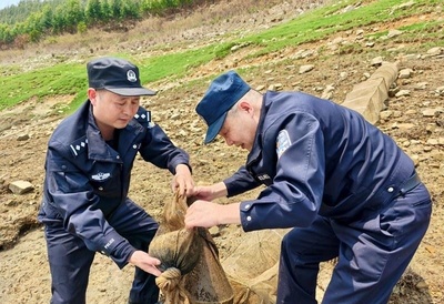 程光中赴桐柏縣調研土壤污染治理工作，助力生態環境持續改善